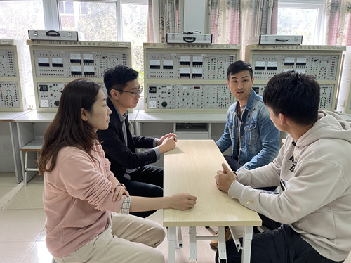 商讨实习管理_副本.jpg