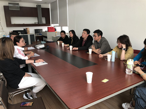 校企座谈中_副本.jpg