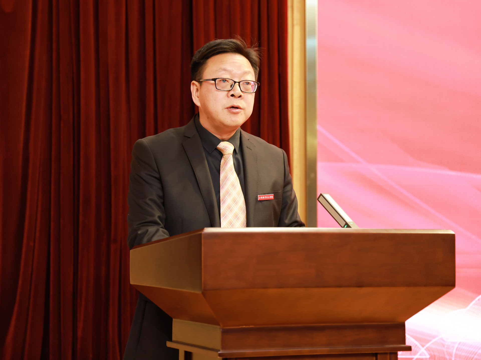 澳门六合彩论坛